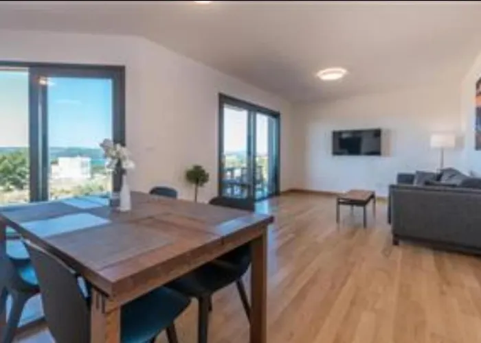 Dvj Apartments 3