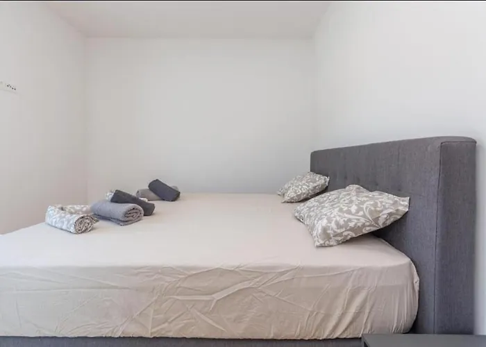 Dvj Apartments 3