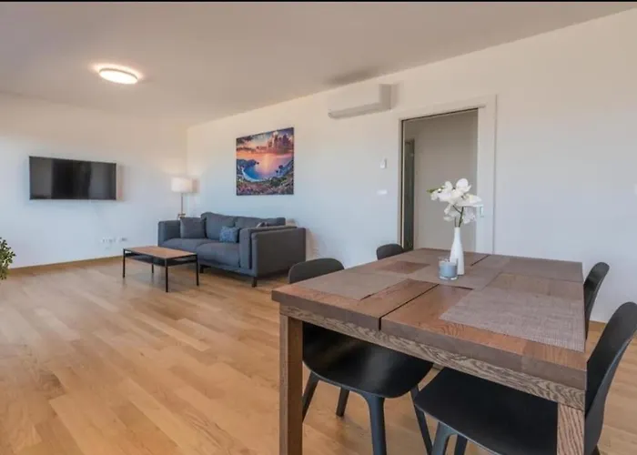 Dvj Apartments 3